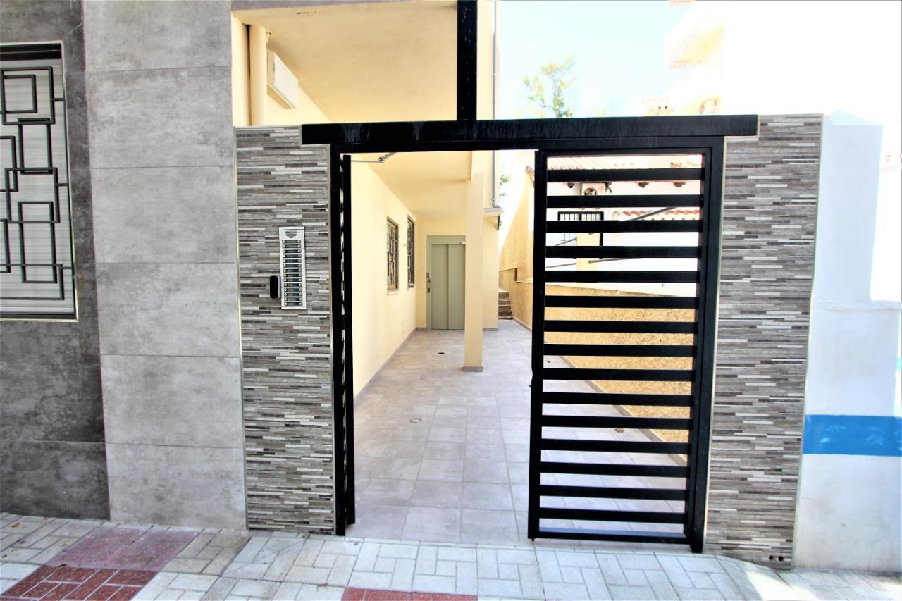 La Carihuela Los Nidos Apartment Torremolinos Exterior photo